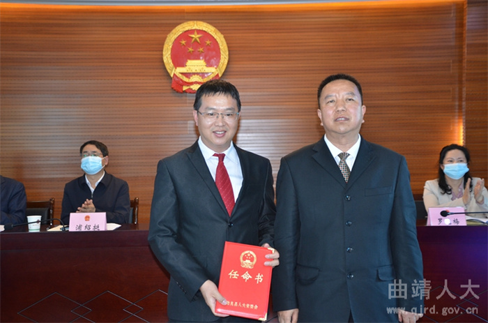 18..为陈林同志颁发任命书_副本.jpg