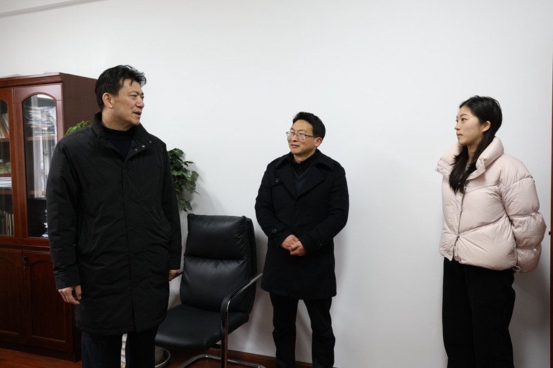 186B2400_副本.jpg