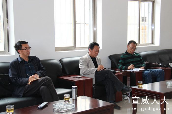 肖坤全对参建各方提要求 3月31日下午,市人大常委会主任肖坤全在市